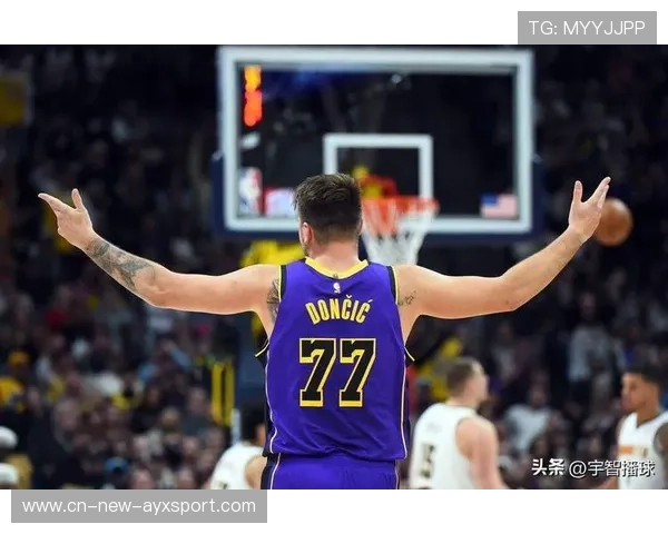 东契奇与队友化学反应爆棚，湖人赛季形势看涨
