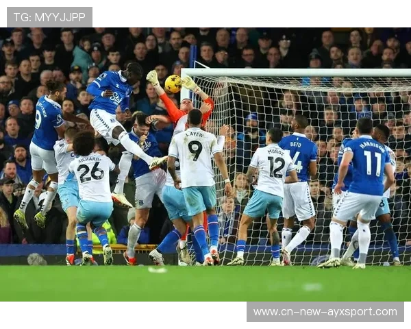 曼城对决皇马，瓜迪奥拉的战术能否击败巨人？